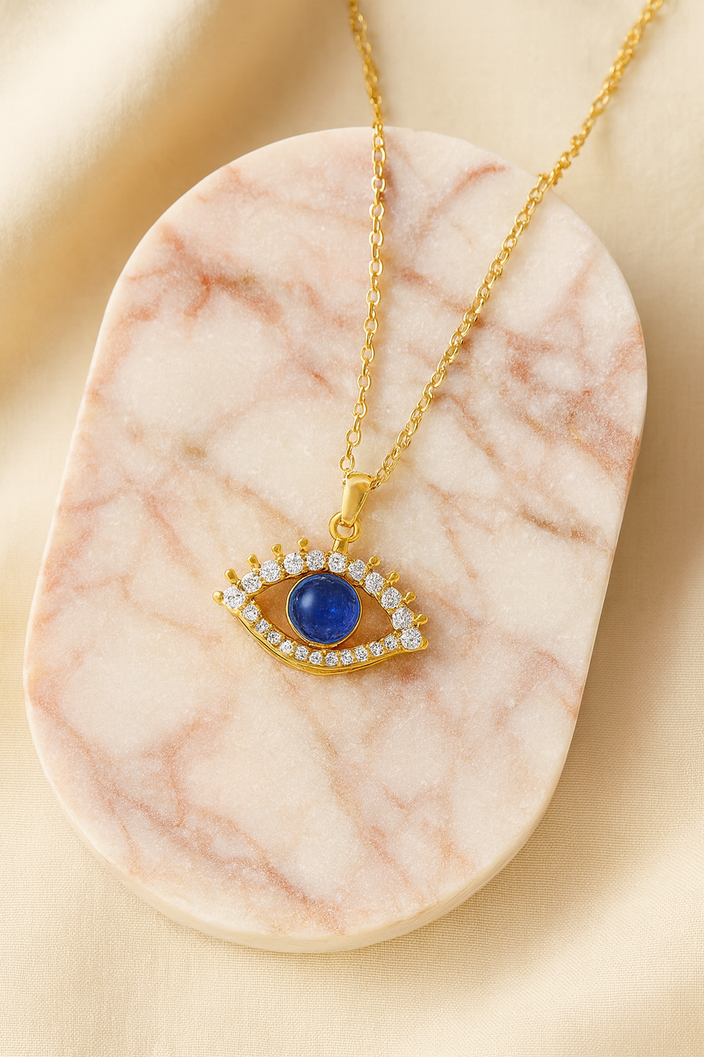 Eye Pendant Necklace