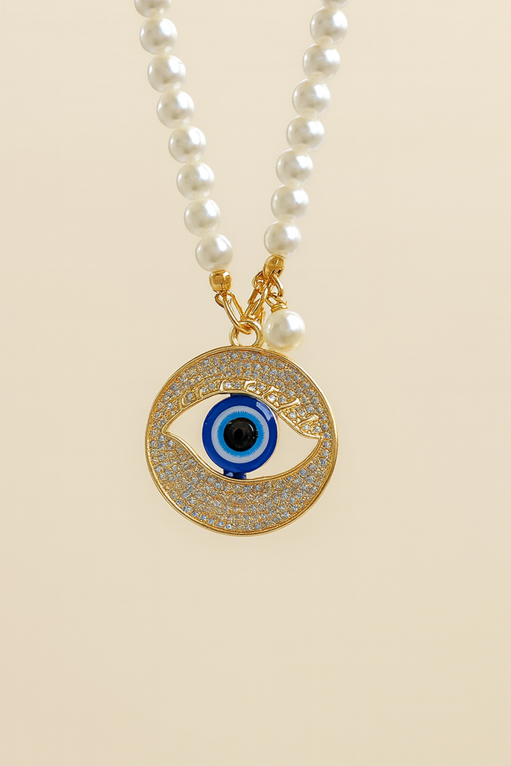 Diamond Blue Eye Car Pendant / Devil Eye Rearview Mirror Decoration.”