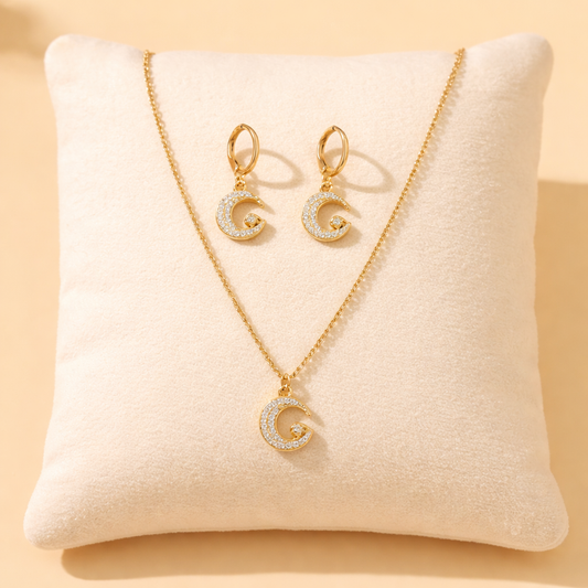 Moon & Star Jewelry Set – Necklace & Earrings
